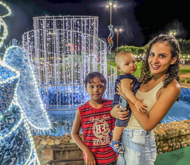  Foto da fonte da praça do MD, piscas e anjos marcaram o lugar